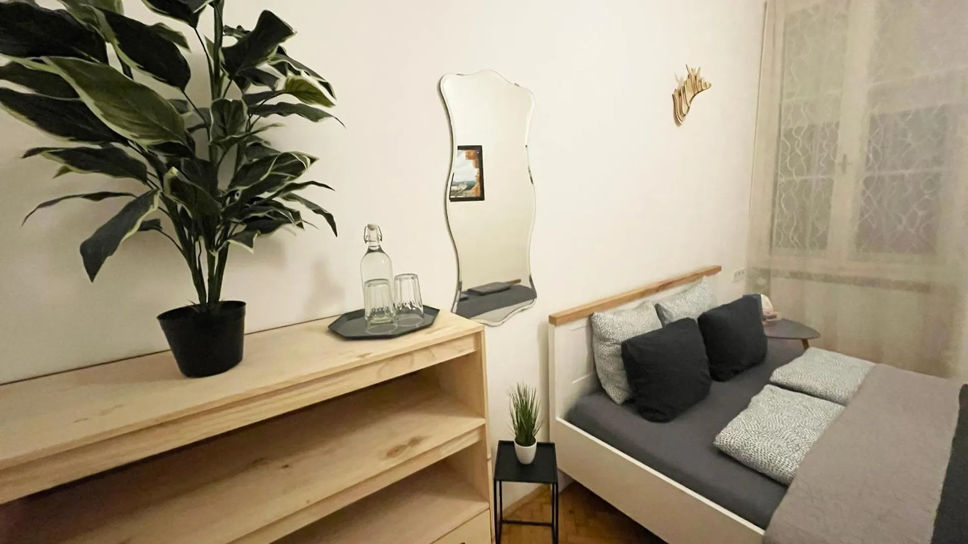 Gellerico Rooms At Deak Square Budapesta