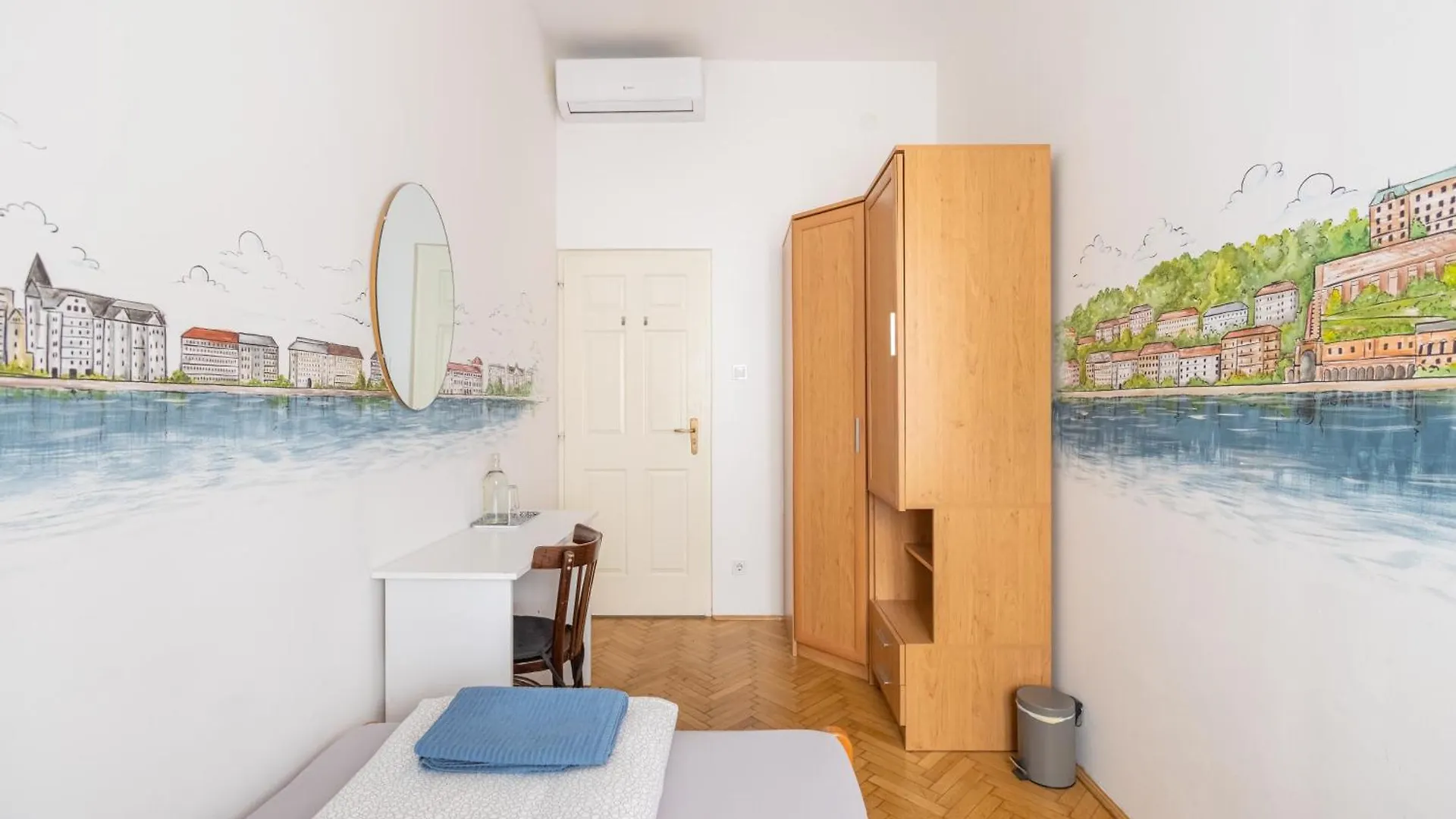 Gellerico Rooms At Deak Square Budapest
